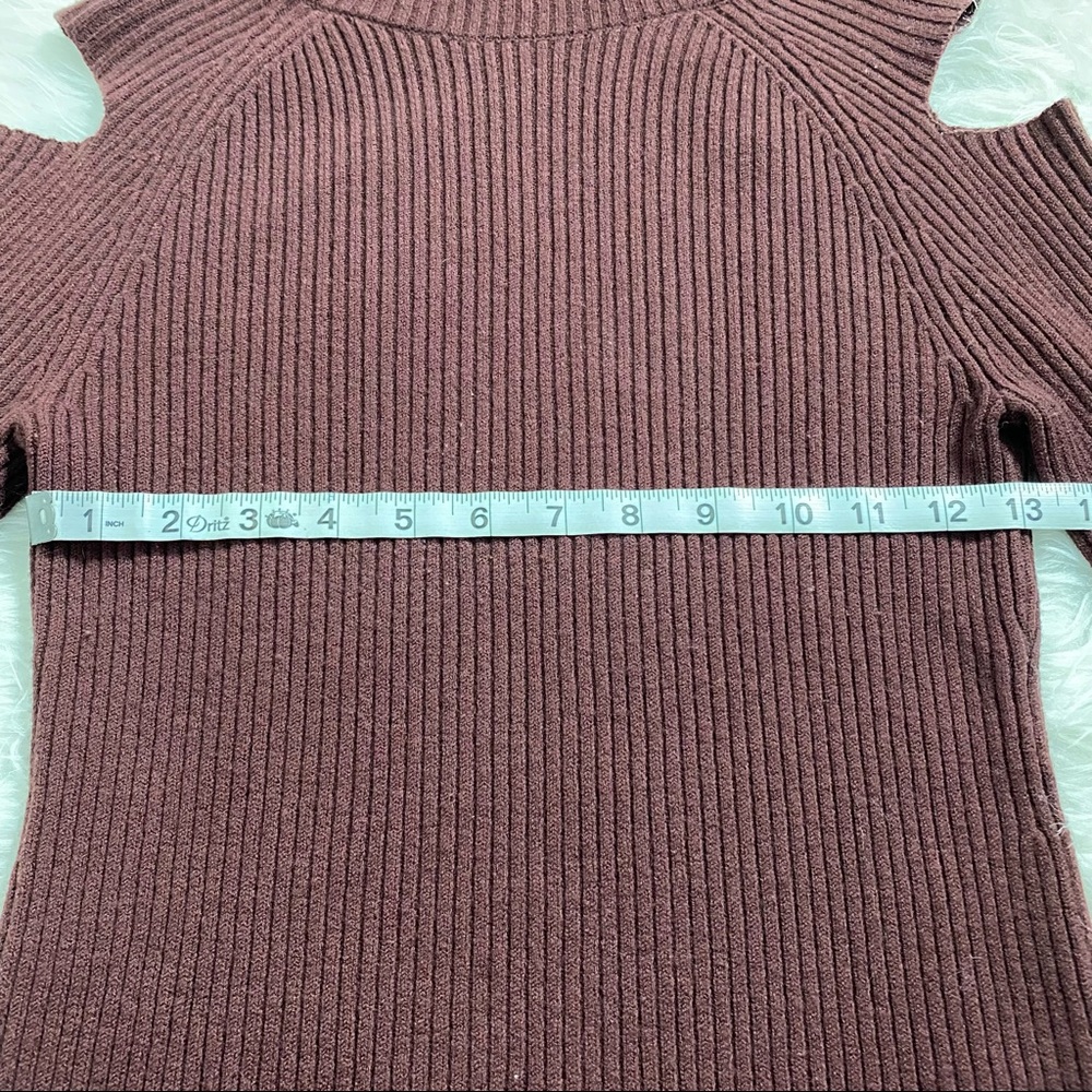 THEORY Burgundy Brown Ribbed Open Shoulder… - Picture 5 of 5